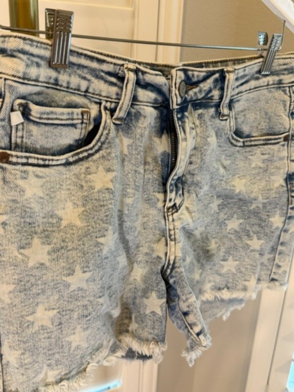 Judy Blue Star Print Acid Wash Distressed Denim Shorts Size L